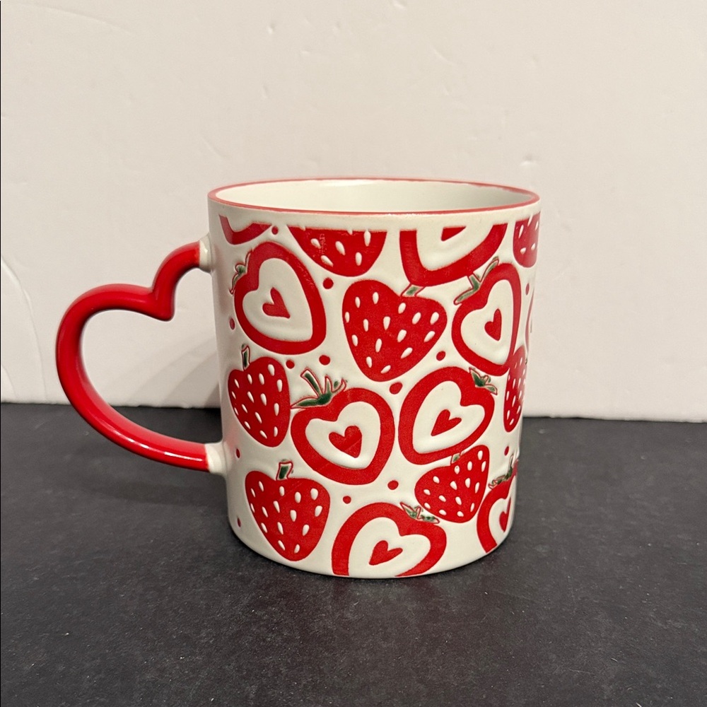 Strawberry Heart Valentine's Day Mug Red and White 21 Oz mug- NWT (price for 1)